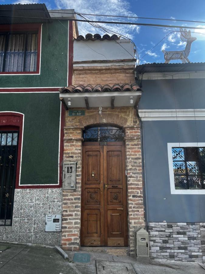 Casa De Lourdes - La Candelaria Bogotá Exterior foto